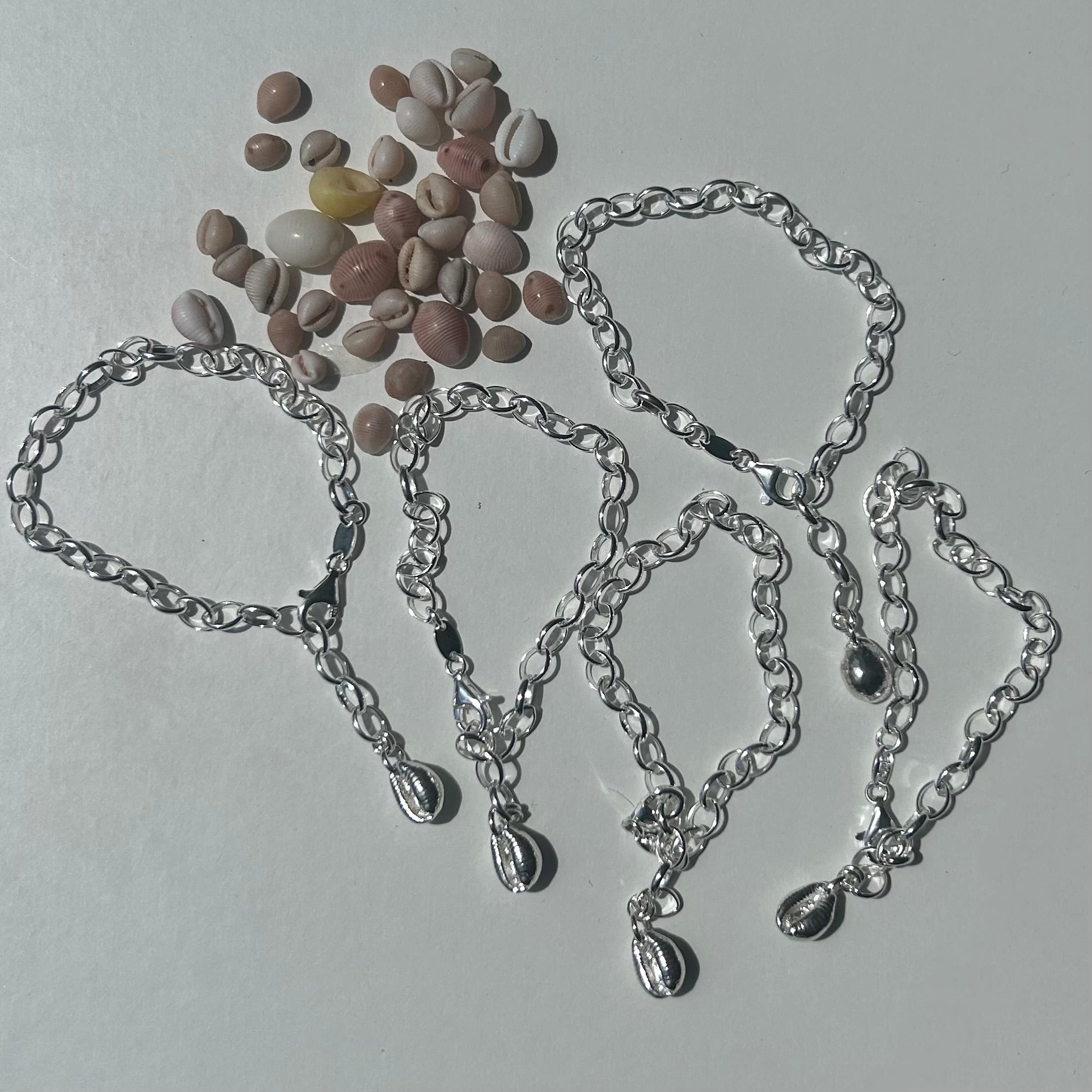 Cowrie Shell Bracelet (Chunky Chain)