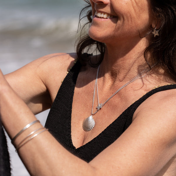 Scallop Shell Silk Necklace