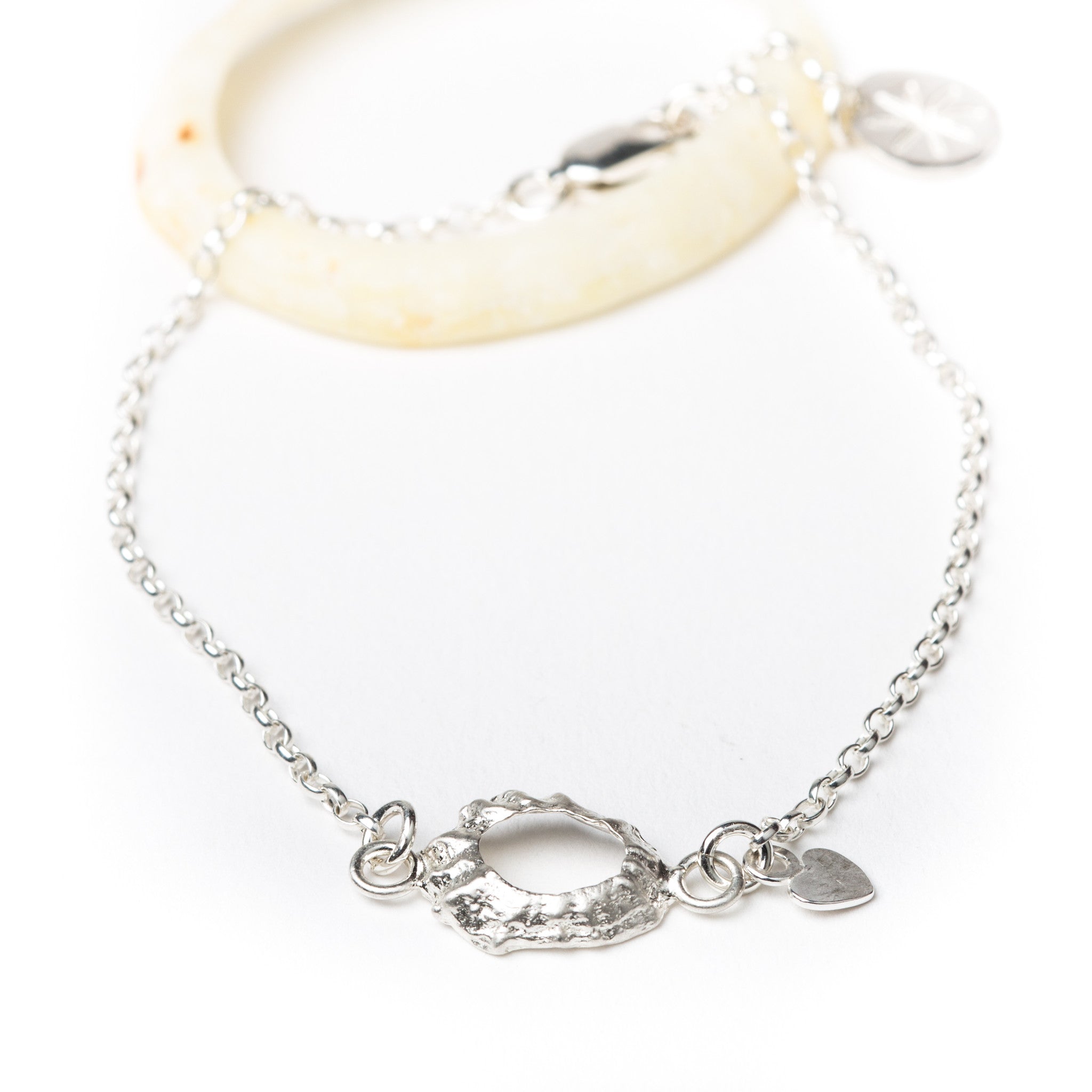 Small Salcombe Sea Shell Bracelet (Fine Chain)
