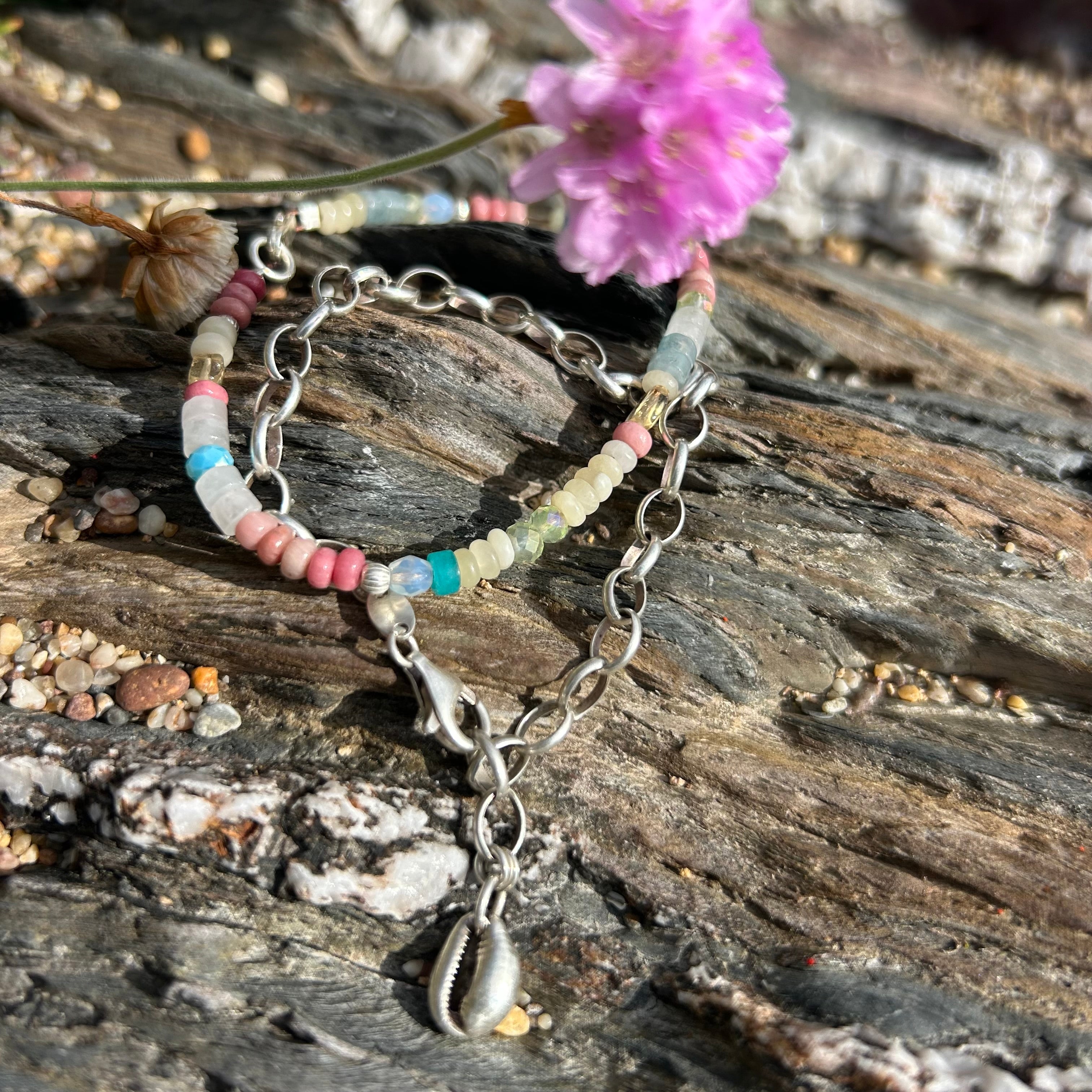 Cowrie Shell Bracelet (Chunky Chain)