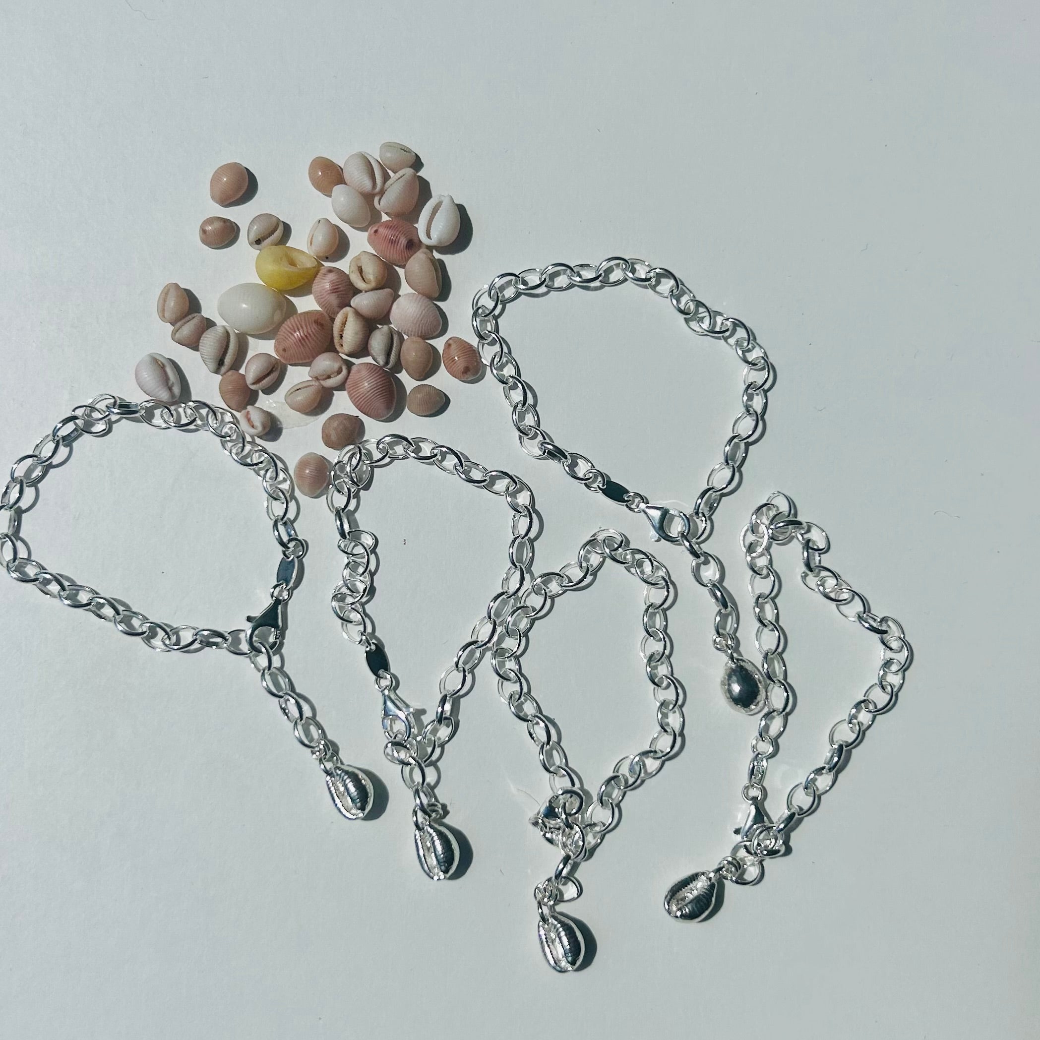 Cowrie Shell Bracelet (Chunky Chain)