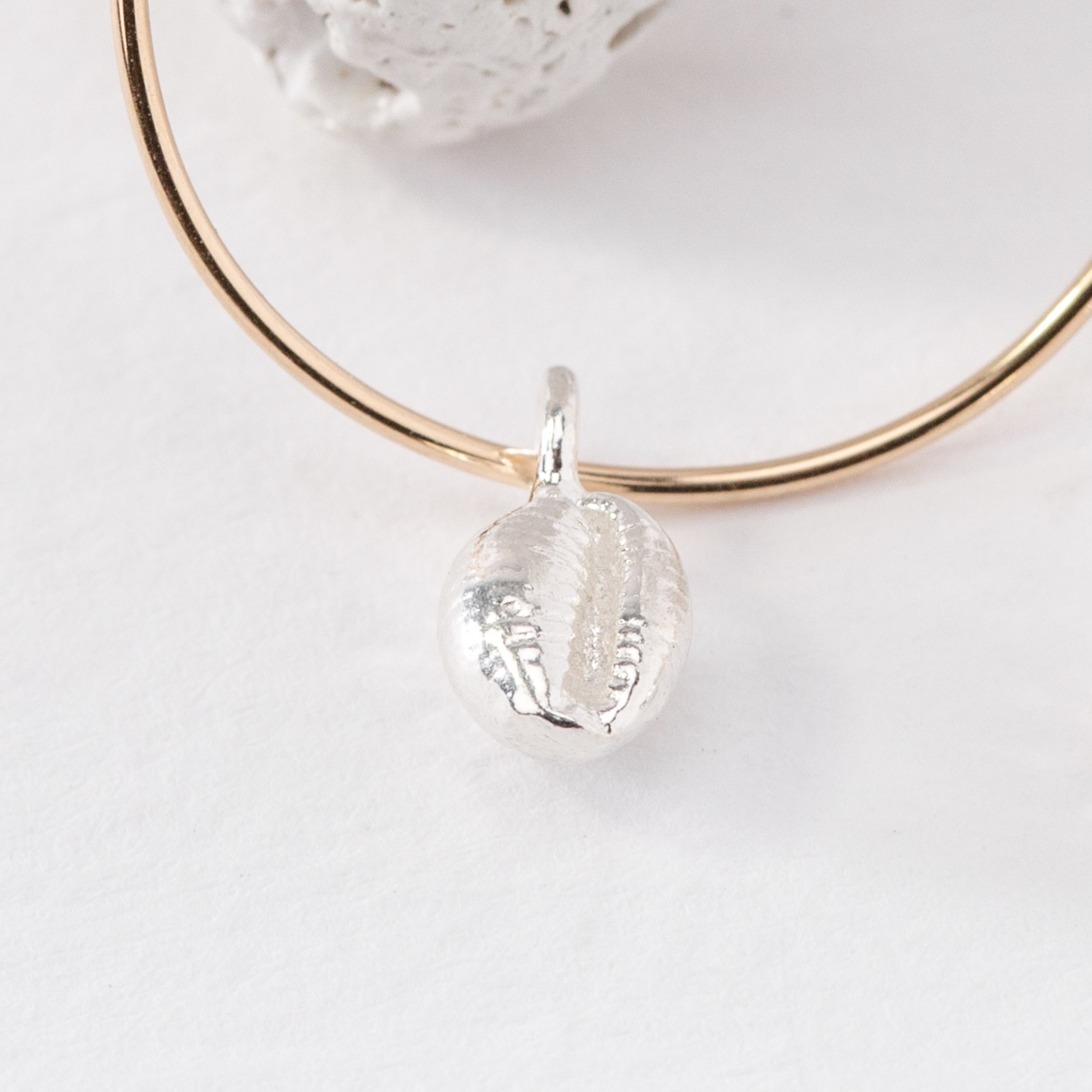 Small Salcombe Sea Shell Hoop Earrings (Gold)