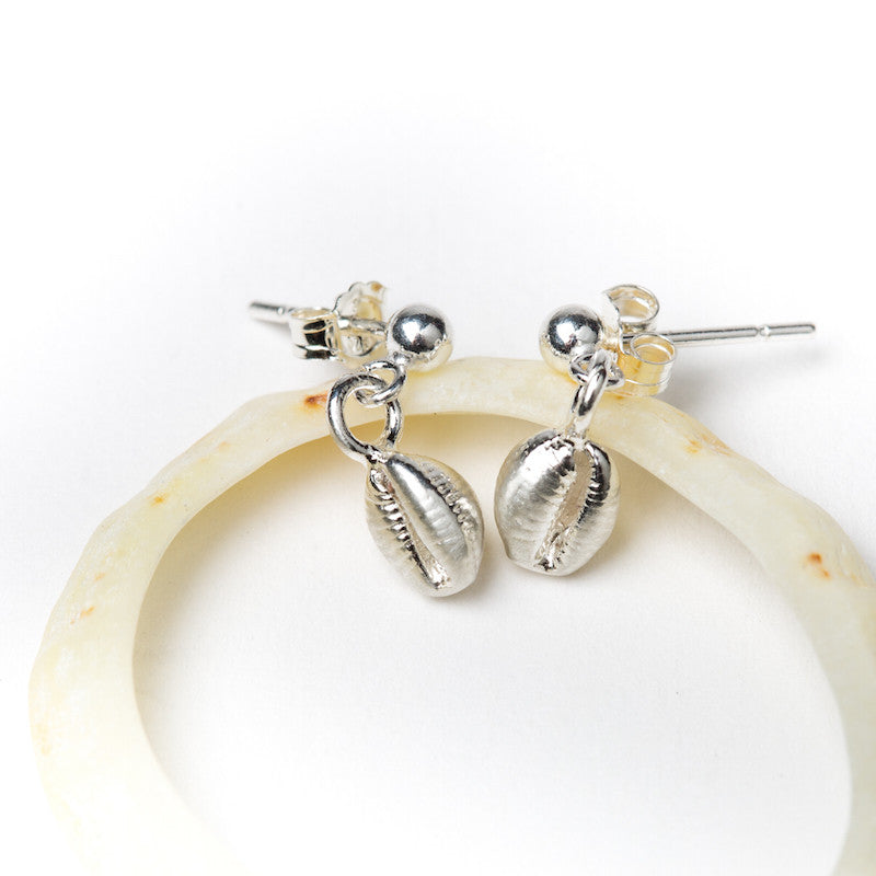 Small Salcombe Sea Shell Drop Stud Earrings (Silver)