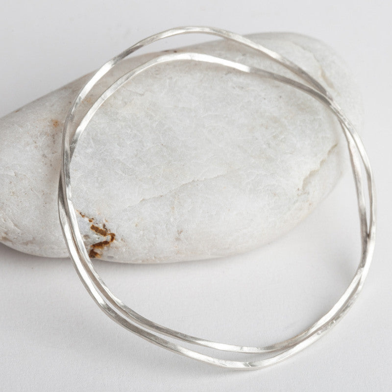Shoreline Ripple Bangle (Hammered Silver)
