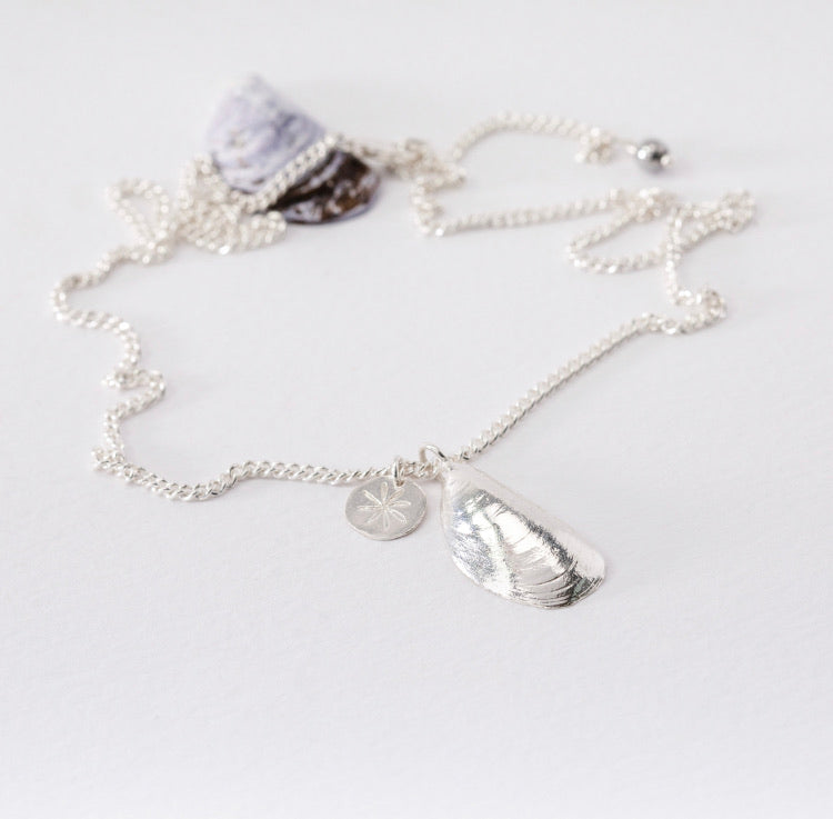 Mattiscombe Mussel Shell Pendant Necklace (Silver Chain)